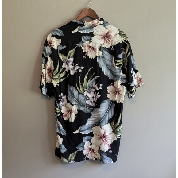 Aloha Hut Size Small Hawaiian Shirt Floral Black Flowers Mens S Short Sleeve Top - Picture 4 of 4